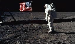 导演爆料美国登月视频,导演曝惊人视频证据